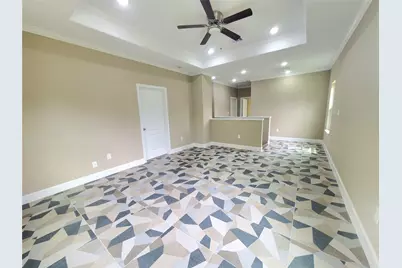 1306 N 9th Street, Conroe, TX 77301 - Photo 13