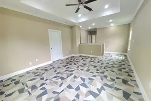 1306 N 9th St, Conroe, TX 77301 - Photo 13
