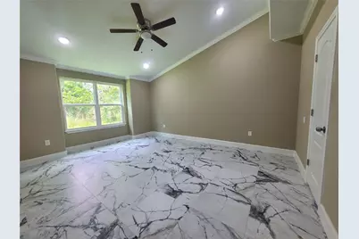 1306 N 9th Street, Conroe, TX 77301 - Photo 29