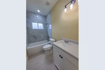 1306 N 9th Street, Conroe, TX 77301 - Photo 21