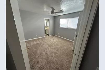 132 Red Oak Ln, Conroe, TX 77304 - Photo 7