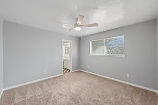 132 Red Oak Ln, Conroe, TX 77304 - Photo 11