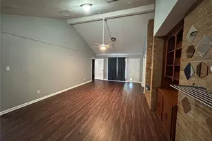 132 Red Oak Ln, Conroe, TX 77304 - Photo 3