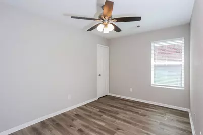 5202 El Tigre Lane, Baytown, TX 77521 - Photo 11