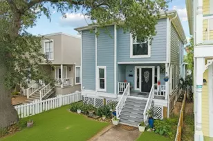 1219 Sealy St, Galveston, TX 77550 - Photo 3
