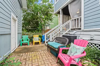 1219 Sealy Street, Galveston, TX 77550 - Photo 37