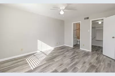 8787 Brae Acres Road #814, Houston, TX 77074 - Photo 15