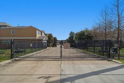 8808 Ashbloom Lane, Houston, TX 77080 - Photo 29