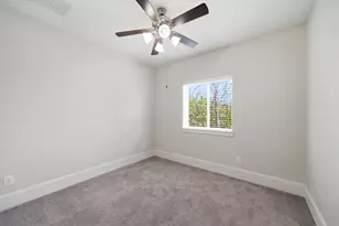 8808 Ashbloom Ln, Houston, TX 77080 - Photo 11