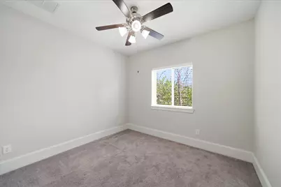 8808 Ashbloom Lane, Houston, TX 77080 - Photo 15