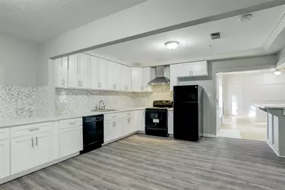 200 Broken Bough Lane, Conroe, TX 77304 - Photo 7
