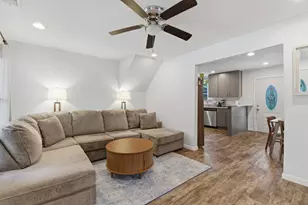 7717 Scanlock St, Houston, TX 77012 - Photo 27