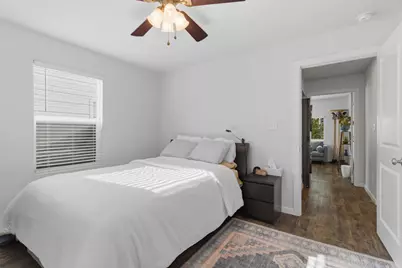 7717 Scanlock Street, Houston, TX 77012 - Photo 25