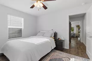 7717 Scanlock St, Houston, TX 77012 - Photo 25