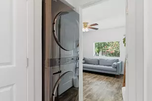 7717 Scanlock St, Houston, TX 77012 - Photo 21