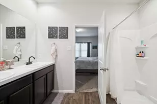 592 Rd 5138, Cleveland, TX 77327 - Photo 9