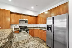 2216 Chenevert St, Houston, TX 77003 - Photo 13