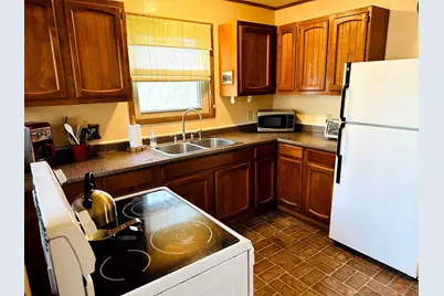 20 Shannon Street, Huntsville, TX 77320 - Photo 5