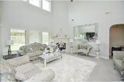 6638 Miller Shadow Lane, Sugar Land, TX 77479 - Photo 5