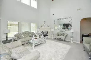 6638 Miller Shadow Ln, Sugar Land, TX 77479 - Photo 5