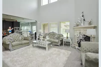 6638 Miller Shadow Lane, Sugar Land, TX 77479 - Photo 9