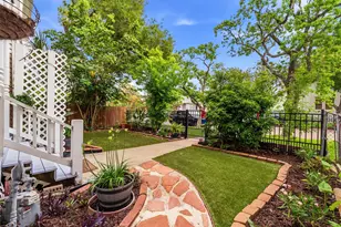 3826 Ave O 1/2, Galveston, TX 77550 - Photo 5