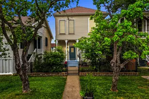 3826 Ave O 1/2, Galveston, TX 77550 - Photo 3