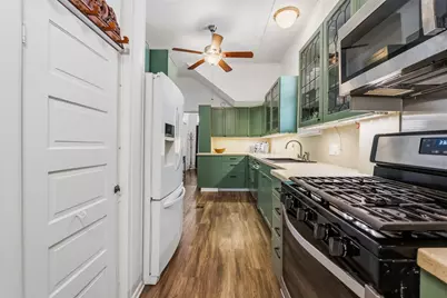 3826 Avenue O 1/2, Galveston, TX 77550 - Photo 17