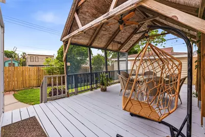 3826 Avenue O 1/2, Galveston, TX 77550 - Photo 37
