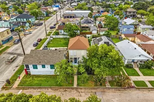 3826 Ave O 1/2, Galveston, TX 77550 - Photo 37