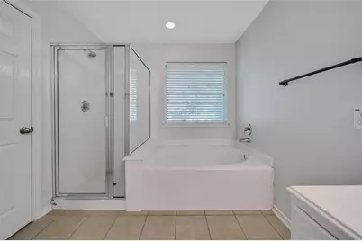 230 W Stedhill Loop, The Woodlands, TX 77384 - Photo 13