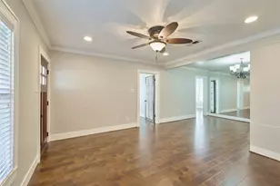726 E 26th St, Houston, TX 77009 - Photo 15