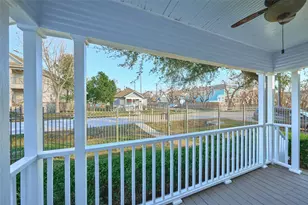 726 E 26th St, Houston, TX 77009 - Photo 11