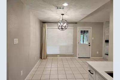 8327 Bird Run Drive, Houston, TX 77489 - Photo 7