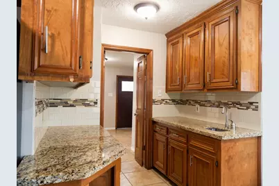 2118 Waterfall Drive, Missouri City, TX 77489 - Photo 9