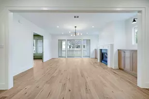2031 Saxon Dr, Houston, TX 77018 - Photo 7