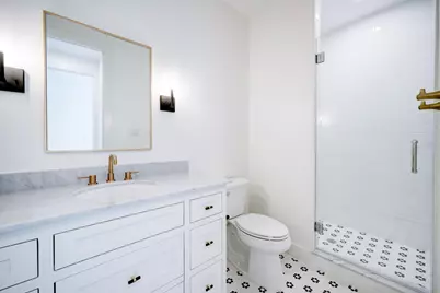 2031 Saxon Drive, Houston, TX 77018 - Photo 23