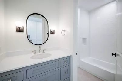 2031 Saxon Drive, Houston, TX 77018 - Photo 21