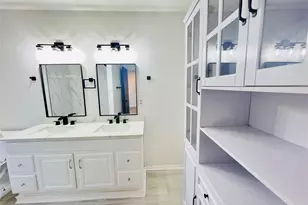 2325 Crescent Park Dr, Houston, TX 77077 - Photo 31