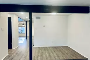 2325 Crescent Park Dr, Houston, TX 77077 - Photo 7