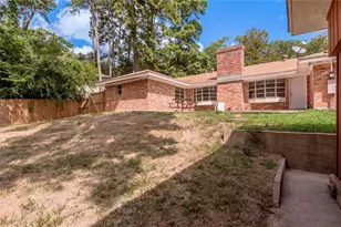 1701 25th St, Huntsville, TX 77340 - Photo 15