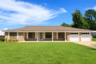 18 Hickory Ct, Richwood, TX 77531 - Photo 1
