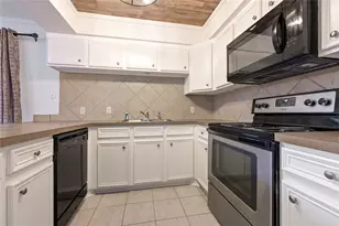 1420 Silverpines Rd, Houston, TX 77062 - Photo 11