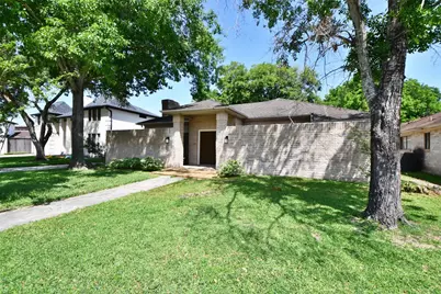 7718 Moondance Lane, Houston, TX 77071 - Photo 3