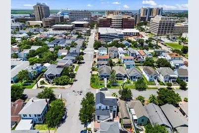 827 Winnie Street, Galveston, TX 77550 - Photo 45