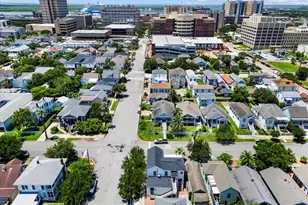 827 Winnie St, Galveston, TX 77550 - Photo 45