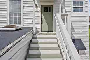 827 Winnie St, Galveston, TX 77550 - Photo 25