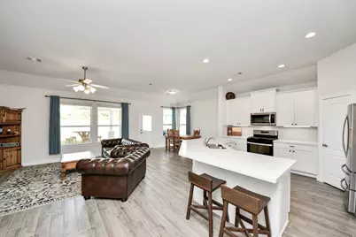 12119 Champions Forest Drive, Mont Belvieu, TX 77535 - Photo 23