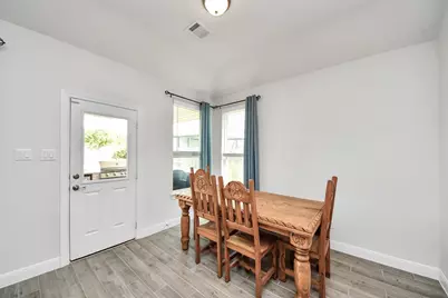12119 Champions Forest Drive, Mont Belvieu, TX 77535 - Photo 19