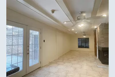 9655 Meadowcroft Drive, Houston, TX 77063 - Photo 3